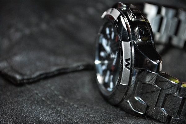 Titanium vs Stainless Steel Watches: A Beginners Guide