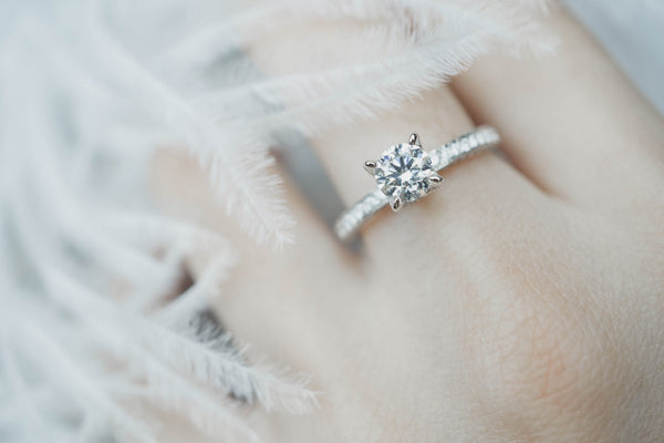 What to Consider Before You Buy an Engagement Ring