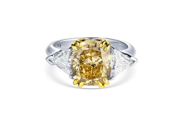 RIVIÈRE FANCY COLOR DIAMOND RING