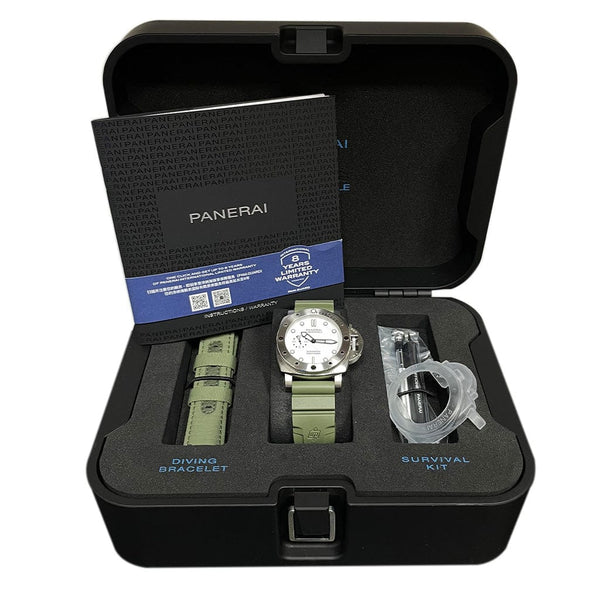 Panerai Submersible QuarantaQuattro Bianco PAM01226 - Certified Pre-Owned