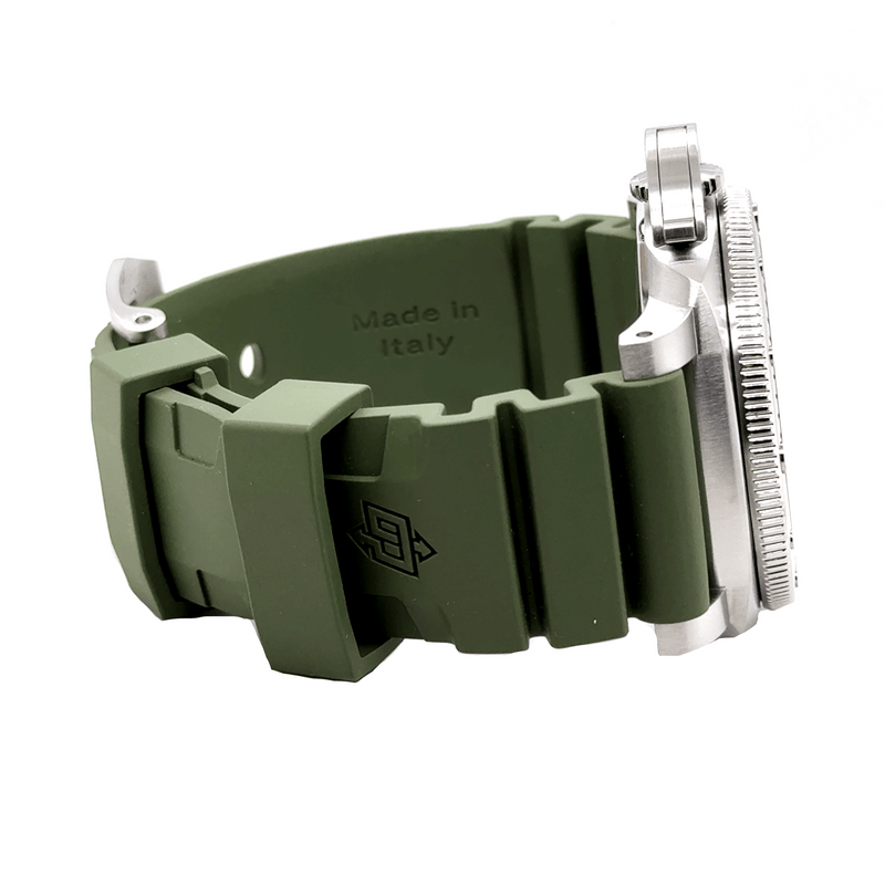 PANERAI SUBMERSIBLE QUARANTA QUATTRO BIANCO 44MM PAM01226 - CERTIFIED PRE - OWNED