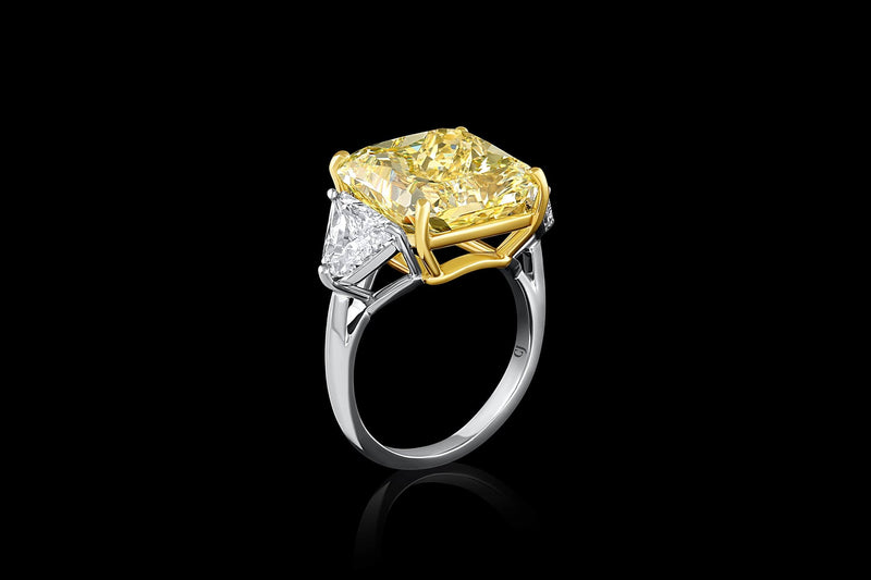 Platinum 18K Yellow Gold 10ct Fancy Yellow Diamond Ring, GIA Certified