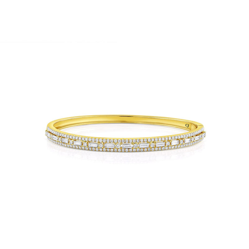 18K Yellow Gold 1.98ctw Round and Baguette Diamond Bangle Bracelet