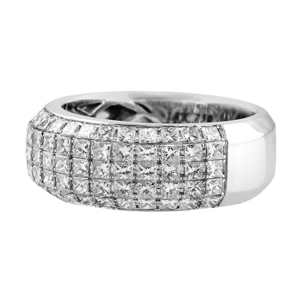 Princess Cut Diamond Ring in 18k white gold