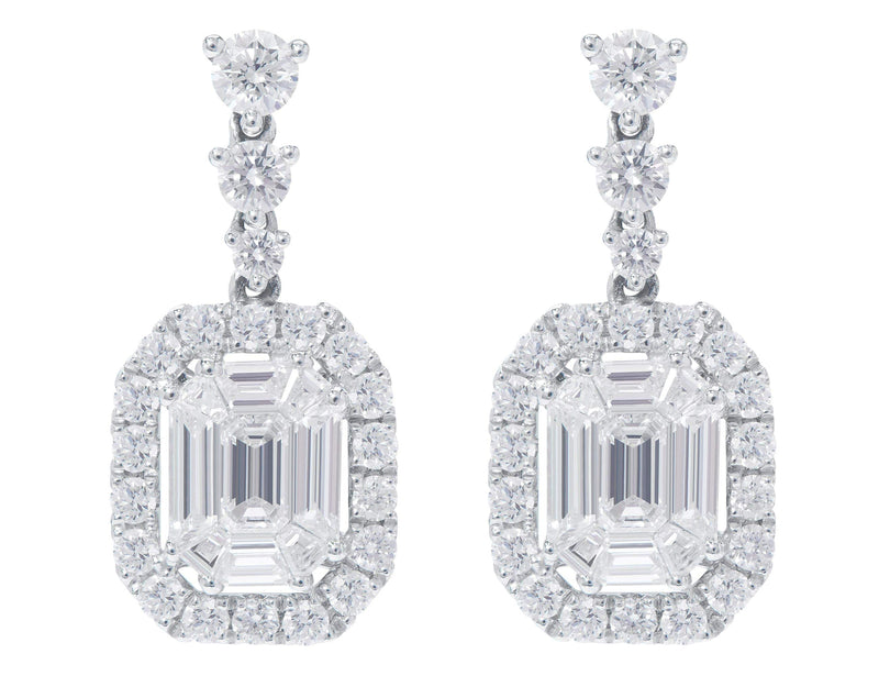 18kt White Gold Emerald & Round Brilliant Earrings