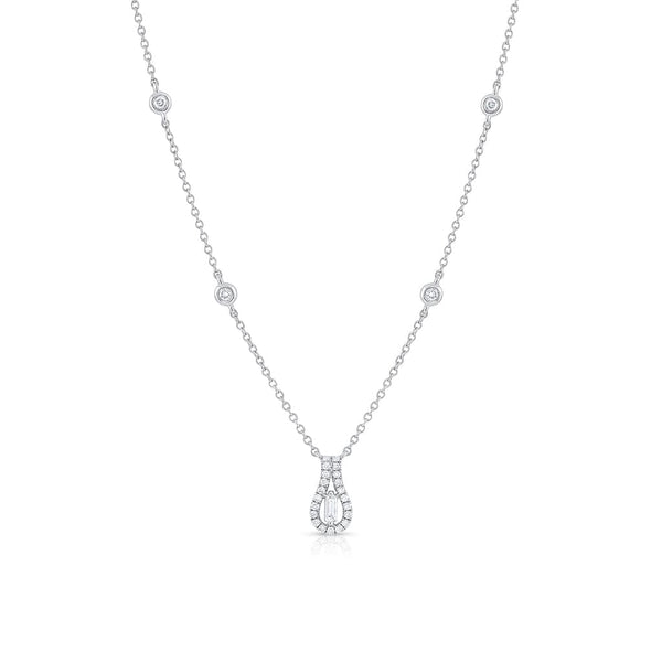 18K White Gold Diamond Loop Pendant Necklace