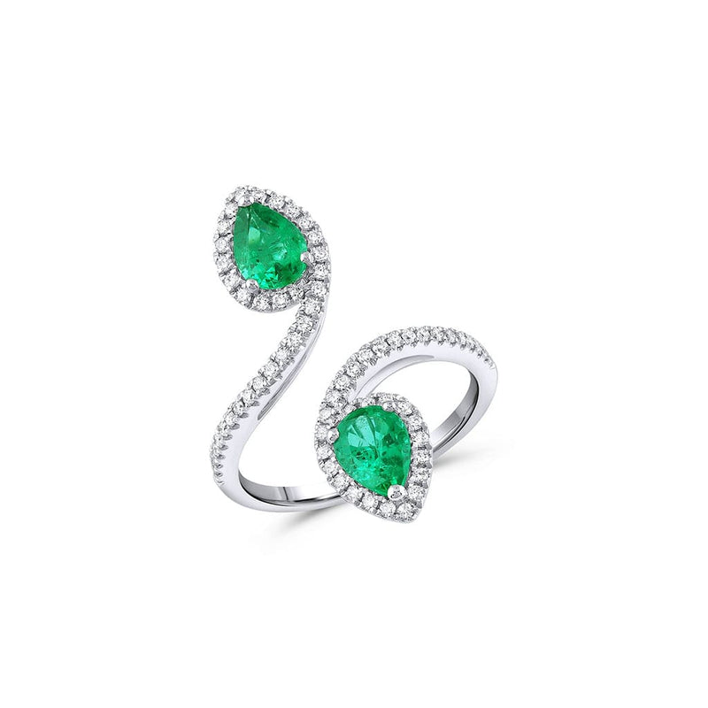 18KT WHITE GOLD DIAMOND AND EMERALD RING
