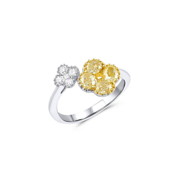 18KT WHITE AND YELLOW GOLD DOUBLE FLOWER RING